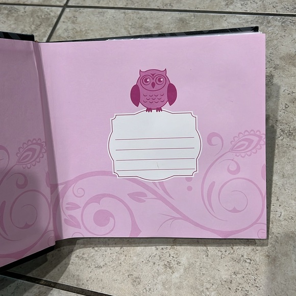 New black & pink owl Photo album. Hold 180 4x6 photos. - Picture 3 of 6